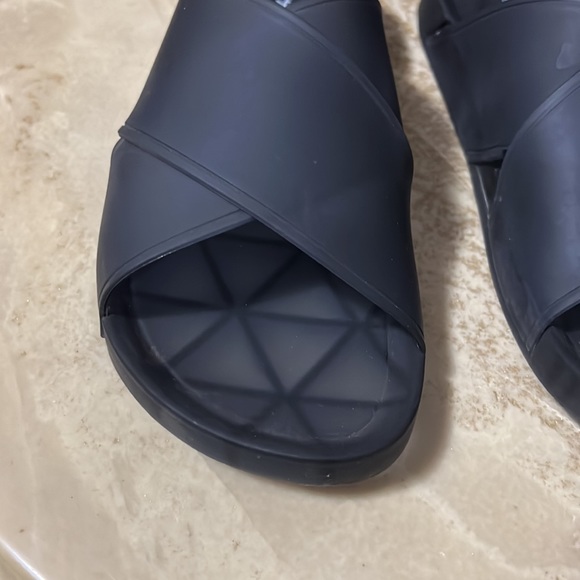 SALE Jelly Slides - Picture 2 of 5